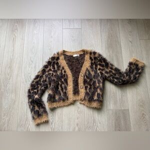 Arden J Fuzzy Leopard Print Cropped Cardigan - Brown/Black